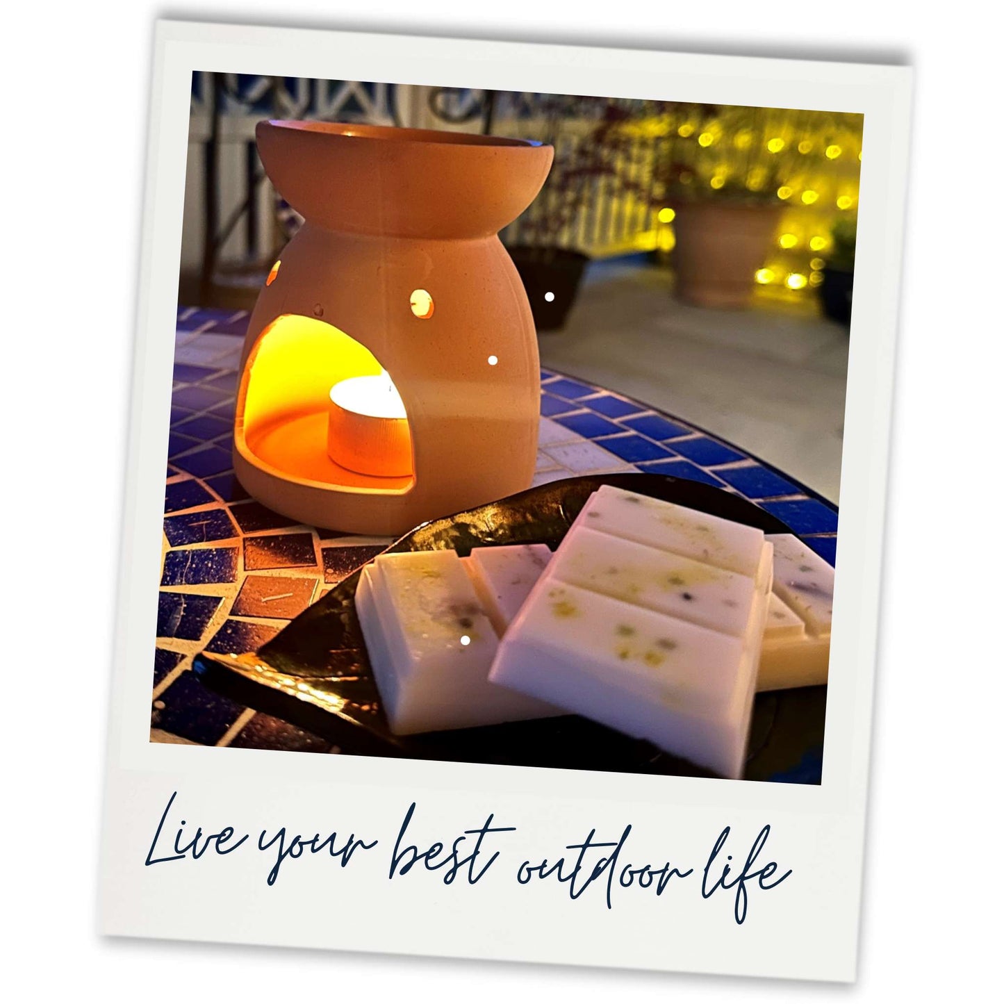 Citronella and Lemongrass insect repelling luxury wax melt set featuring two wax melts snap bars, a Terracotta wax warmer and a pack of Citronella incense sticks.